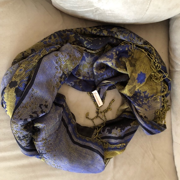 Collectioneighteen Rayon Scarf - Picture 2 of 4